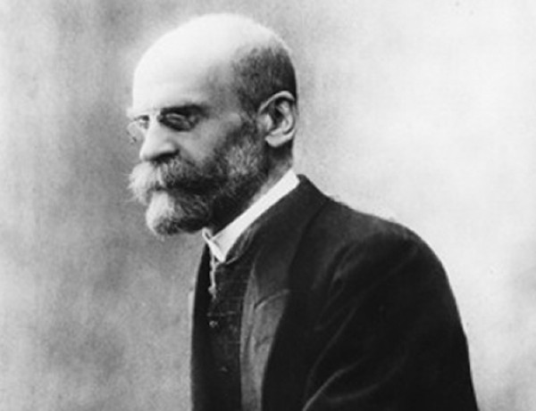 Émile Durkheim, o primeiro sociólogo.