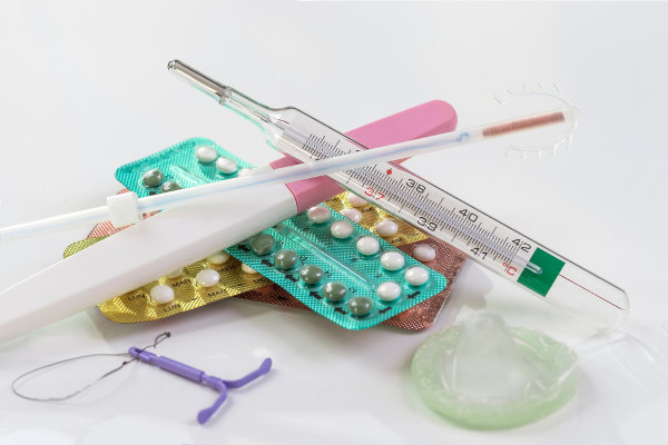 Diversos fatores devem ser levados em consideração ao escolher-se o método contraceptivo ideal.