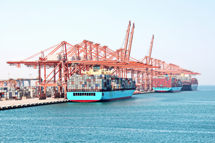 O transporte marítimo é uma das principais atividades econômicas do Oceano Índico. 