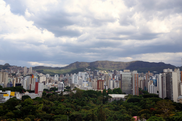 Belo horizonte brasil city skyline com cor edifícios isolados no