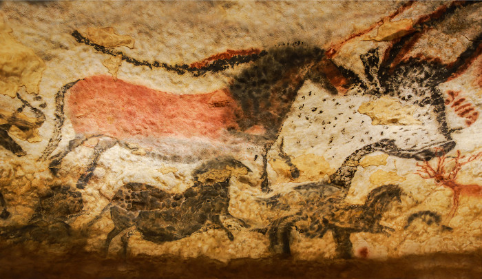 Pintura em caverna ilustrando a arte rupestre
