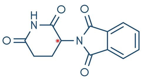 Molécula da talidomida com indicação de seu centro quiral, um exemplo de molécula que possui carbono quiral.