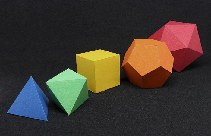 Exemplos de poliedros