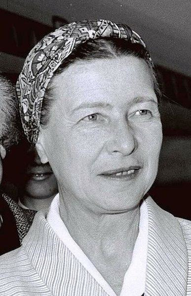 Vista aproximada do rosto de Simone de Beauvoir.