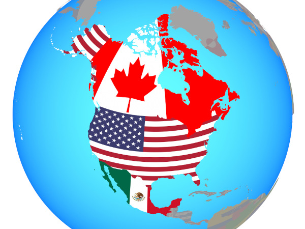 Mapa da América do Norte com a indicação da bandeira dos três países que dela fazem parte: Canadá, Estados Unidos e México.