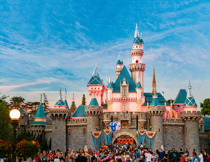 Castelo da Bela Adormecida, no Walt Disney World Resort, um parque temático muito visitado na América do Norte.