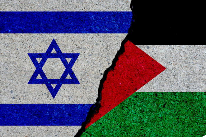 Bandeira israelense e palestina, os protagonistas de diversos conflitos, como a Primeira Intifada e a Segunda Intifada.