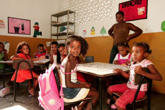Crianças em uma escola quilombola em Helvecia, na Bahia.