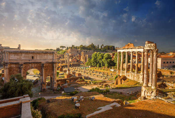 Ruínas da antiga cidade de Roma.