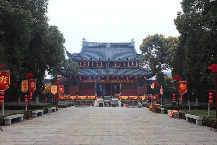 Templo budista na China, local de prática religiosa do budismo, uma das 10 maiores religiões do mundo.