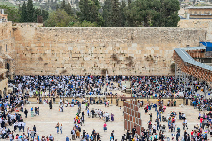 Muro das Lamentações, em Israel, local sagrado para o judaísmo, uma das 10 maiores religiões do mundo