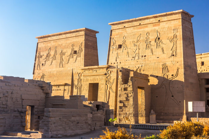  Templo de Ísis em Assuã, no Egito.