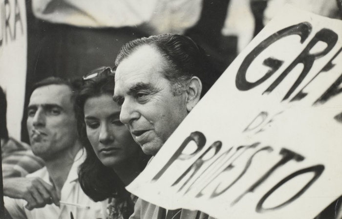 Nelson Rodrigues e outros artistas em protestos contra a Ditadura Militar.
