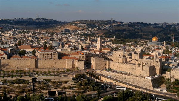 Paisagem cultural de Jerusalém, que estava sob controle muçulmano no século XI, século no qual se iniciaram as Cruzadas.