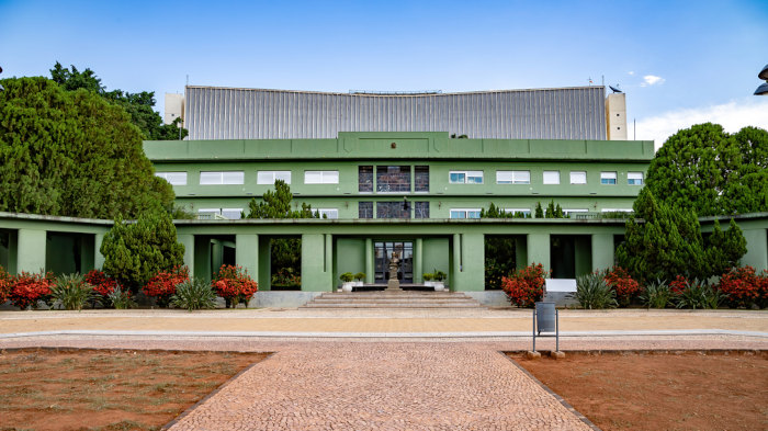 Palácio das Esmeraldas, sede do governo de Goiás e parte importante da história de Goiânia.