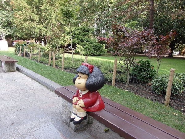 Estátua de Mafalda, em Oviedo (Espanha).[1]