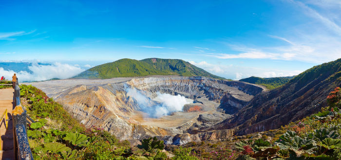 Paisagem vulcânica na Costa Rica, país da América Central.