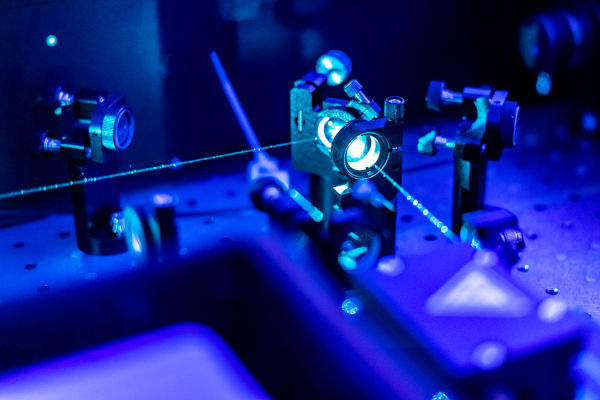 Laser em laboratório quântico