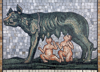 Mosaico localizado em Milão, na galeria Vittorio Emanuel, que representa a lenda da loba com Rômulo e Remo