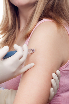 A vacina contra HPV será oferecida pelo SUS inicialmente para meninas de 11 a 13 anos de idade