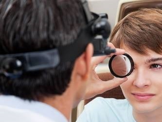 Glaucoma O desenvolvimento do glaucoma na maioria dos casos é lento e imperceptível