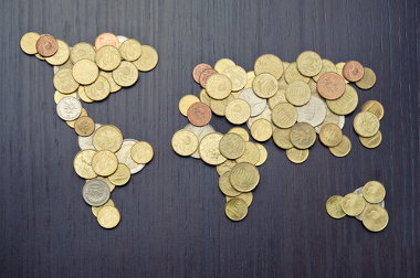 Capitalismo financeiro O capitalismo financeiro estende-se, atualmente, por todo o mundo