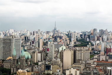 Cidade de São Paulo (SP), um dos principais centros urbanos brasileiros