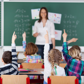 A escola é uma das maiores instituições de controle de uma sociedade