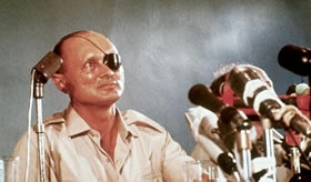 Moshe Dayan, líder das forças israelenses na Guerra dos Seis Dias