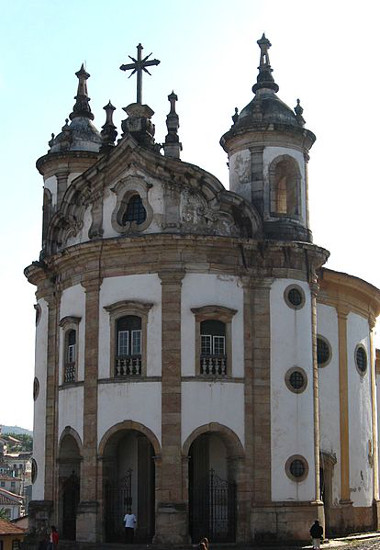 Igreja Nossa Senhora do Rosário A Igreja Nossa Senhora do Rosário, de Ouro Preto, é um dos principais símbolos do barroco mineiro