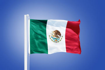 Bandeira do México As cores da bandeira mexicana foram adotadas logo após a independência do país. Elas representam a esperança, unidade e o sangue dos heróis nacionais