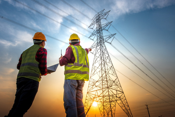 Engenharia Elétrica estuda transmissão, recepção e distribuição da energia em diversos setores