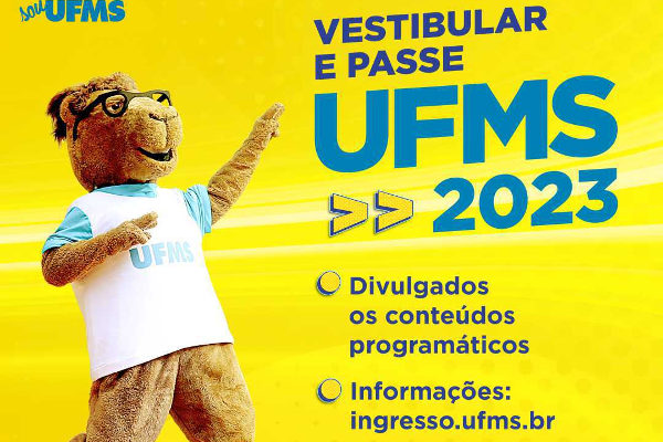 Pessoa fantasiada de capivara com a camisa da UFMS Texto Vestibular e Passe UFMS 2023