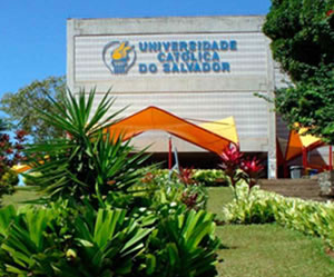A UCSal possui quatro campi espalhados pela Região Metropolitana de Salvador